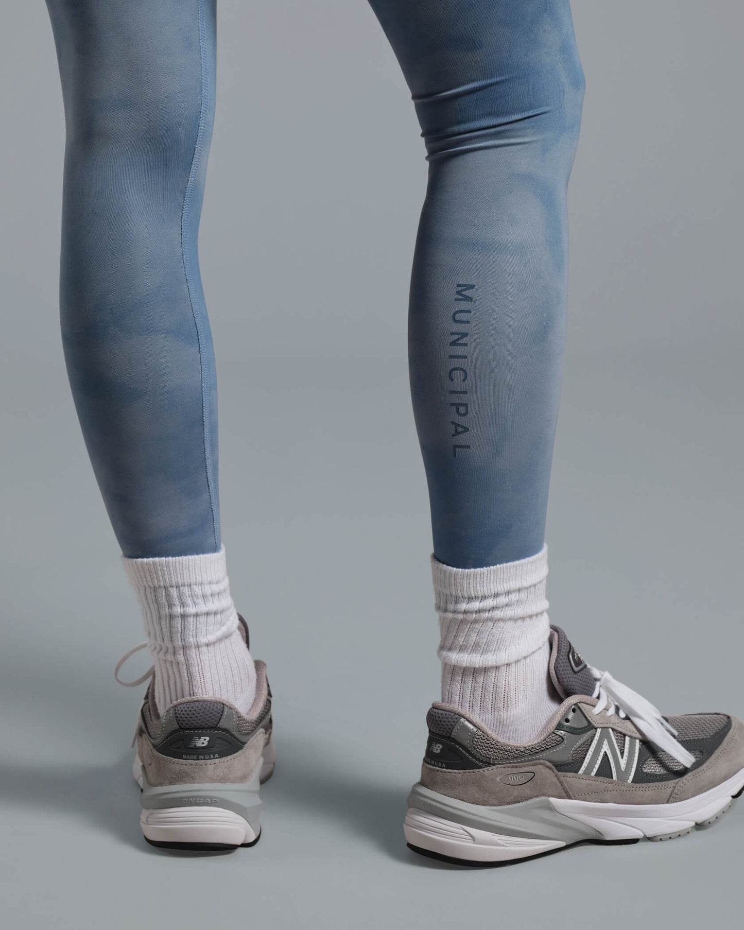 Women's Staple Legging |Glacier Color Wash| logo
